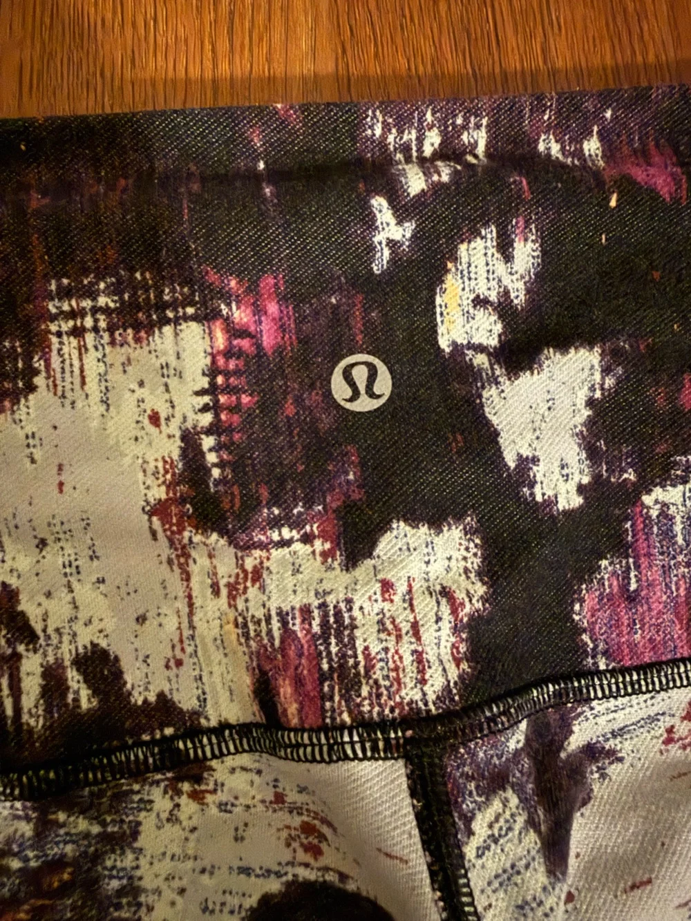 Lululemon Abstract Brushstroke High Rise 28